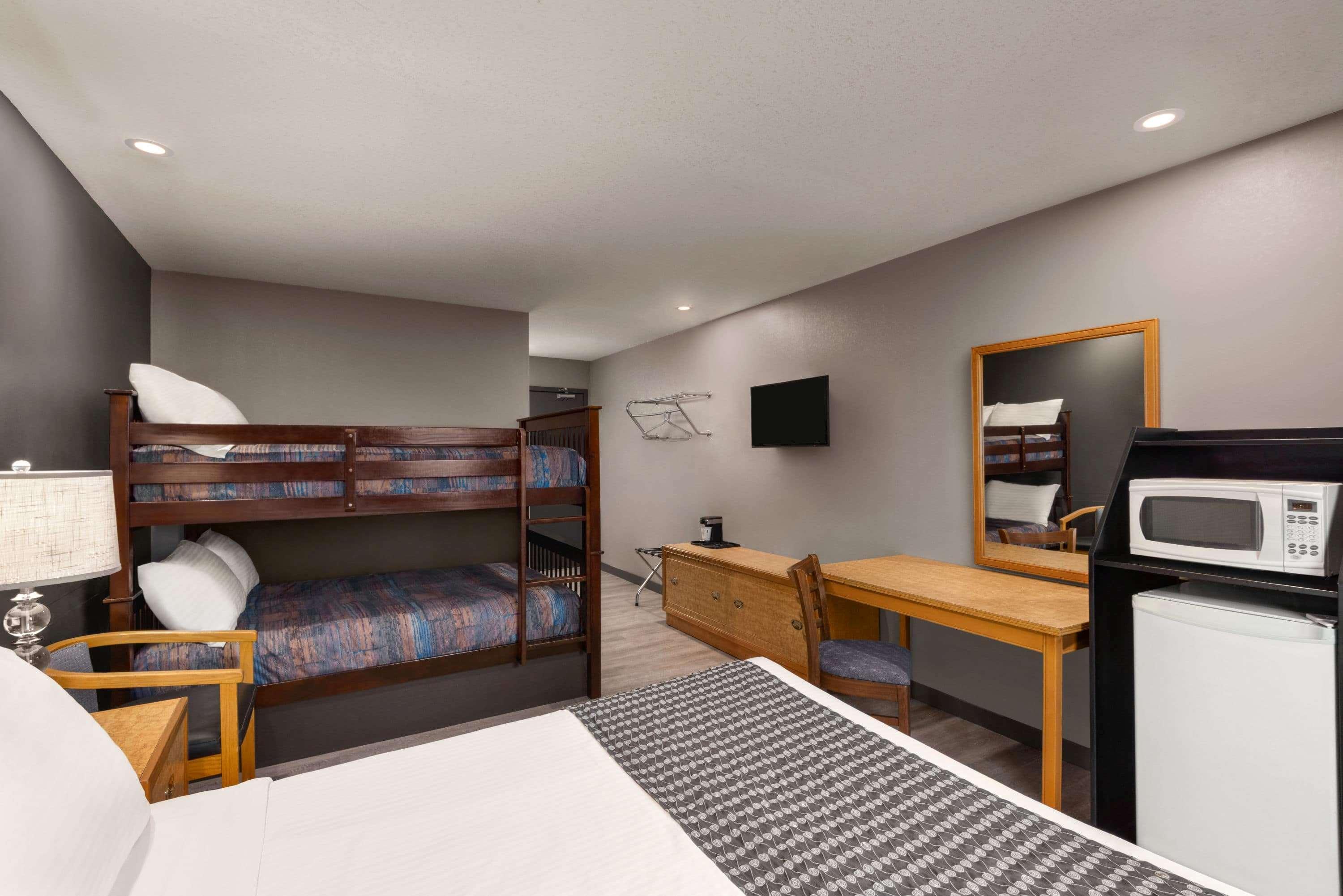 Travelodge By Wyndham Brandon Extérieur photo